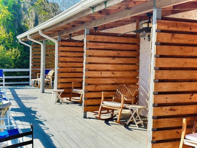 Darien Dockside Inn Екстер'єр фото